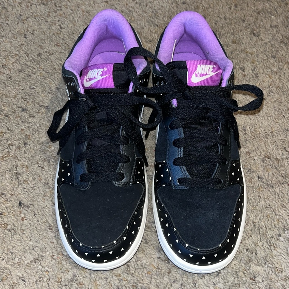 Vintage Black and Purple Nike Sneakers
